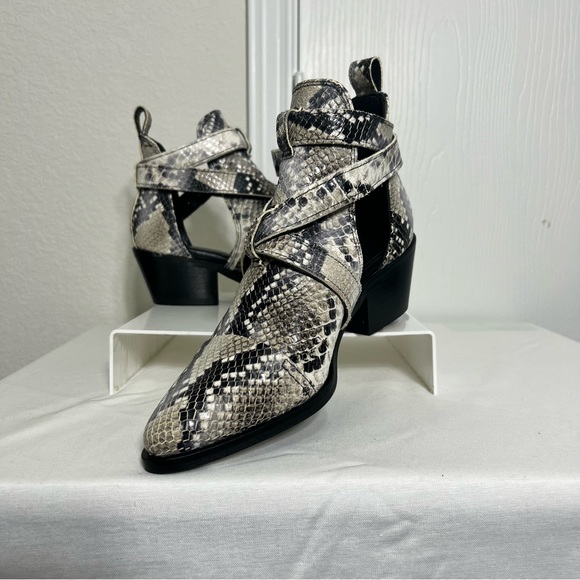 All Saints Snakeskin Print Darcy Pointed Toe Leather Booties Size 8 NWT. - Picture 9 of 13